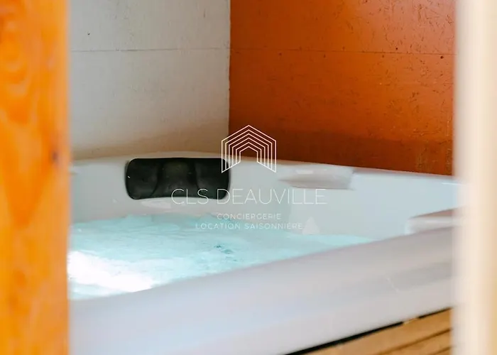 Signature Balneaire & Sauna 4 Etoiles Deauville