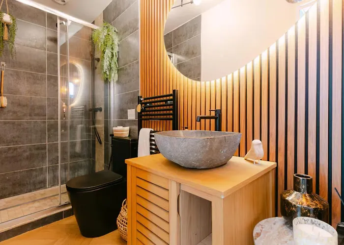 Signature Balneaire & Sauna 4 Etoiles * دوفييل